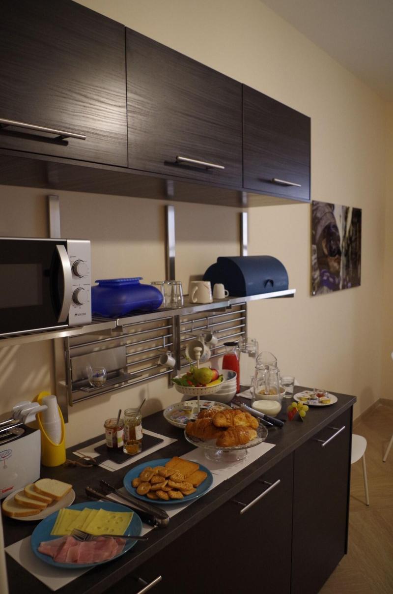 Napoli City Inn Екстериор снимка