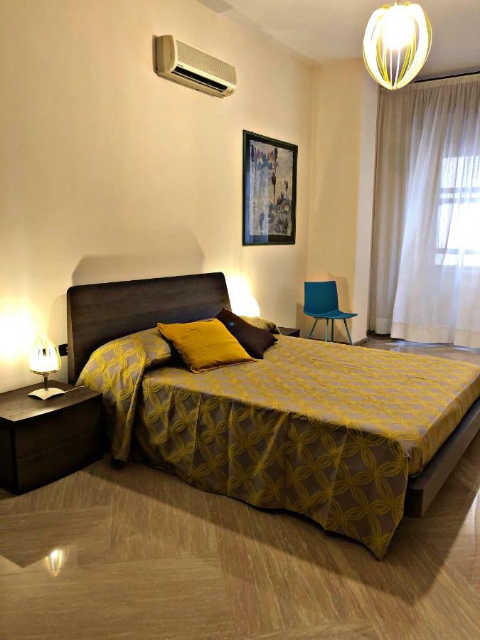 Napoli City Inn Екстериор снимка
